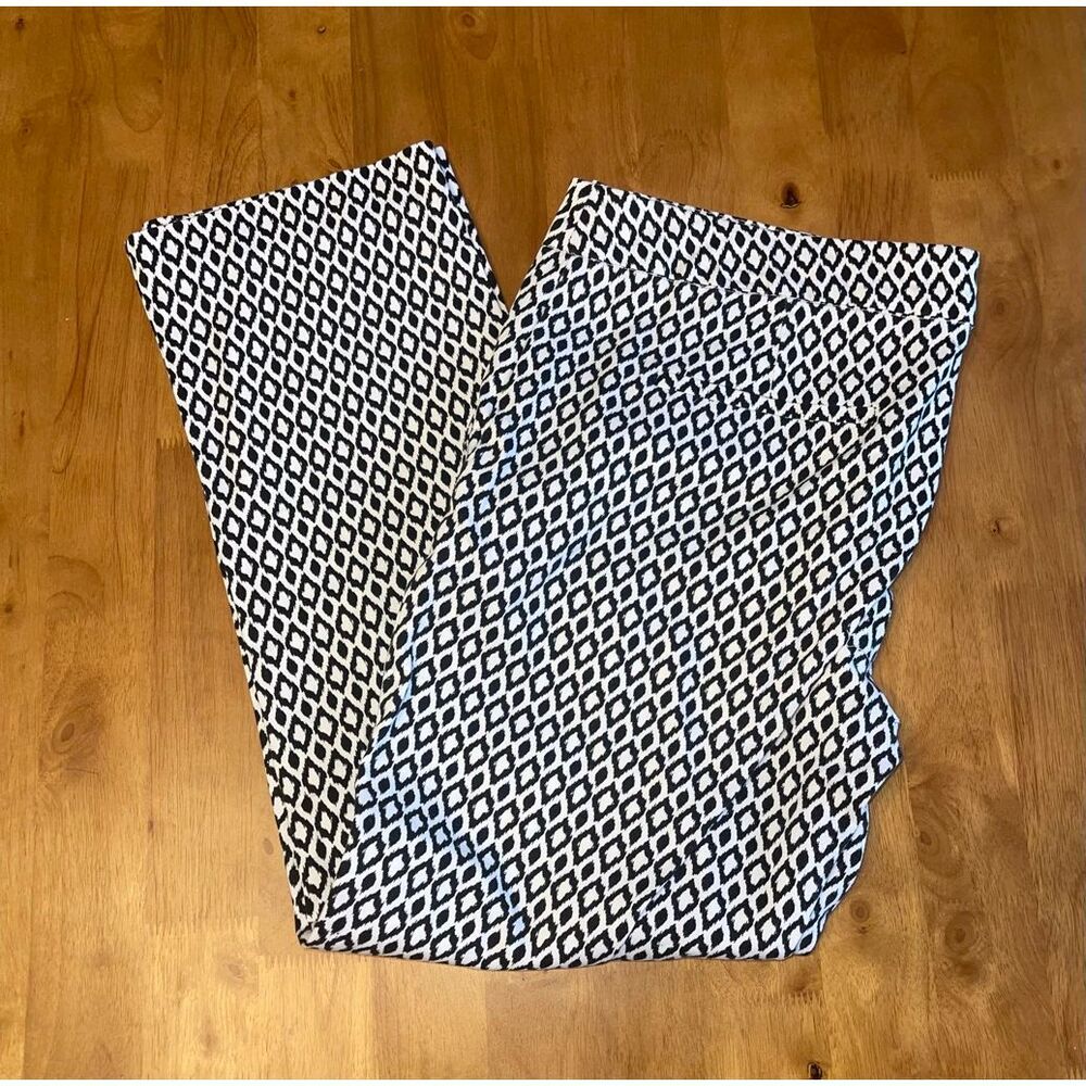Willi Smith Black and White Print Cropped Fitted Pants Size‎ 10 Black Print Pant